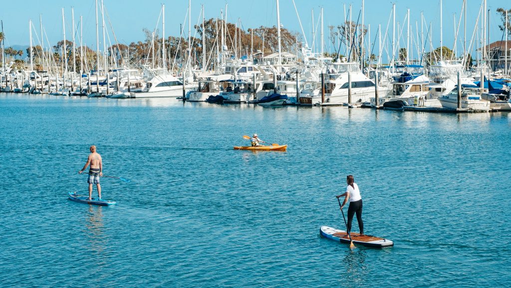 sup paddleboarding