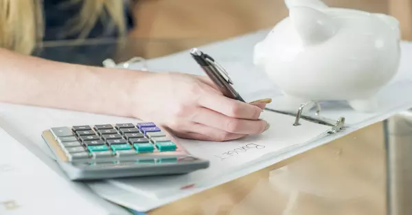 Simple Money Lessons That Will Last Your Child a Lifetime,