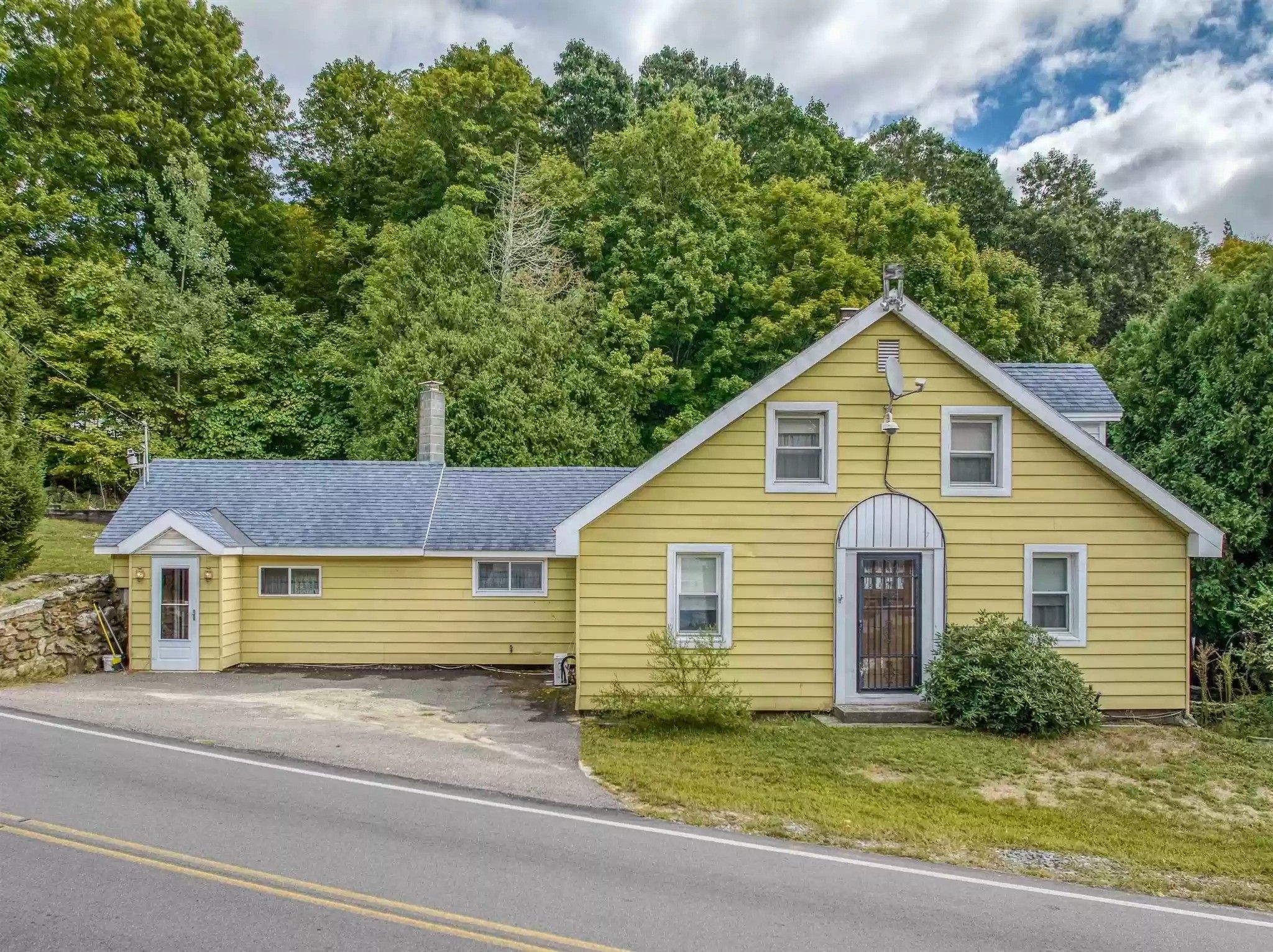 Yellow house in New Hampshire