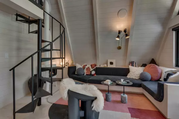 Holly Hollenbeck&#8217;s Reinvented A-Frame In Truckee, $1.5,Philip Ferrato