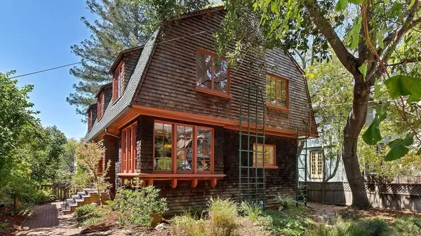 $2.5M Berkeley Home Designed by Julia Morgan Quickly Finds a Buyer,Kristine Hansen