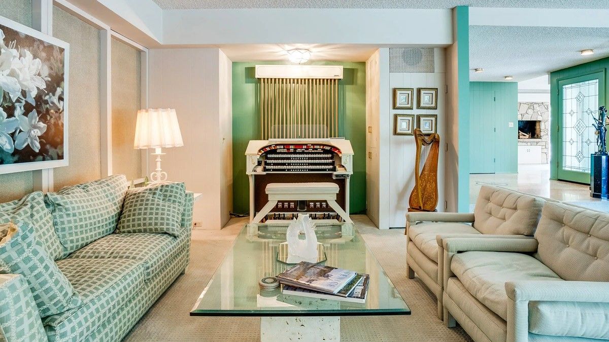 Pipe Organ in the Living Room? At the Amazing $3M Home of Don Leslie, Yes!