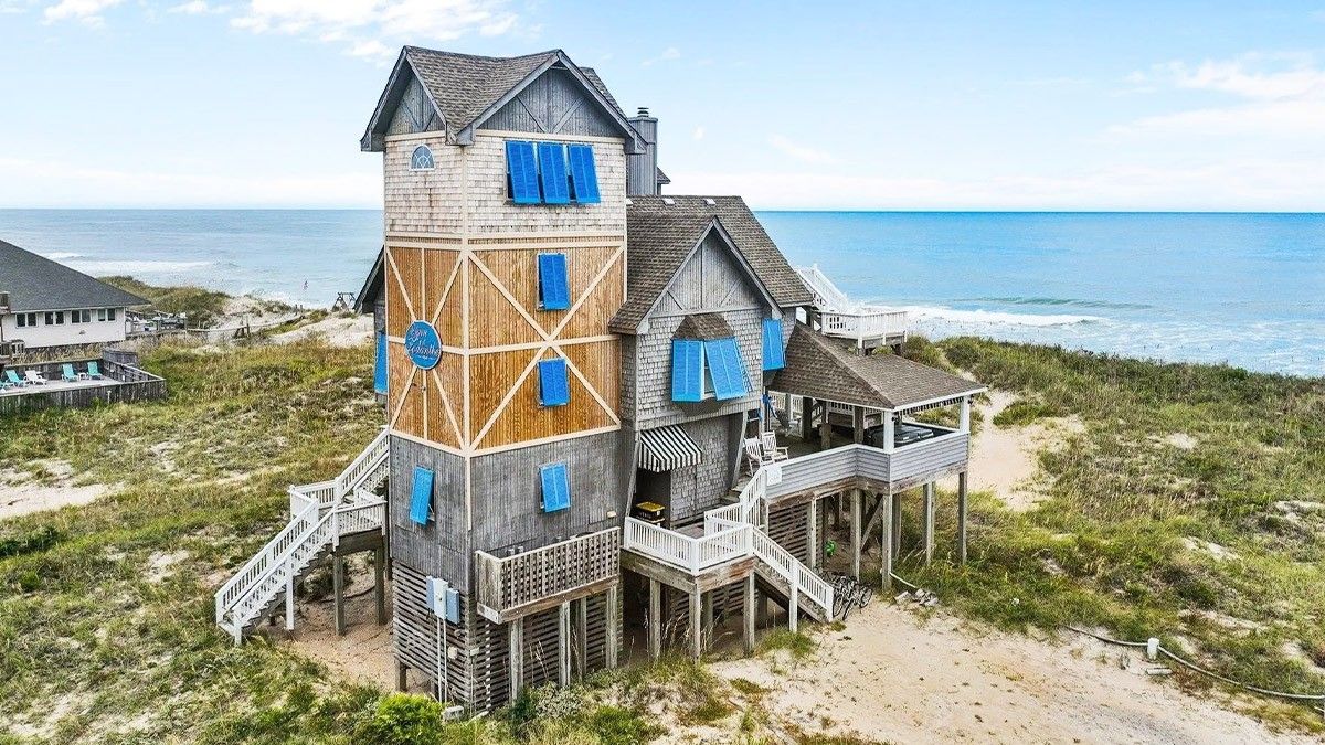 North Carolina Beachfront Inn from 'Nights in Rodanthe'