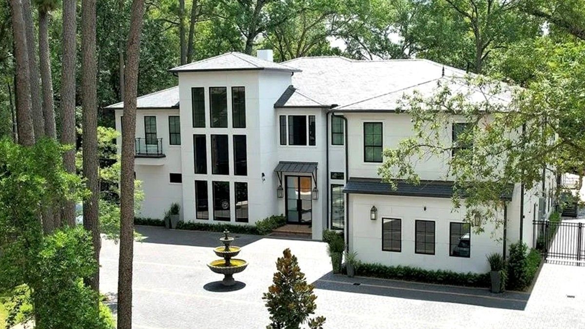 Custom-Built $9.2M Houston Estate Comes With A Rolls Royce Once Owned by Shaq