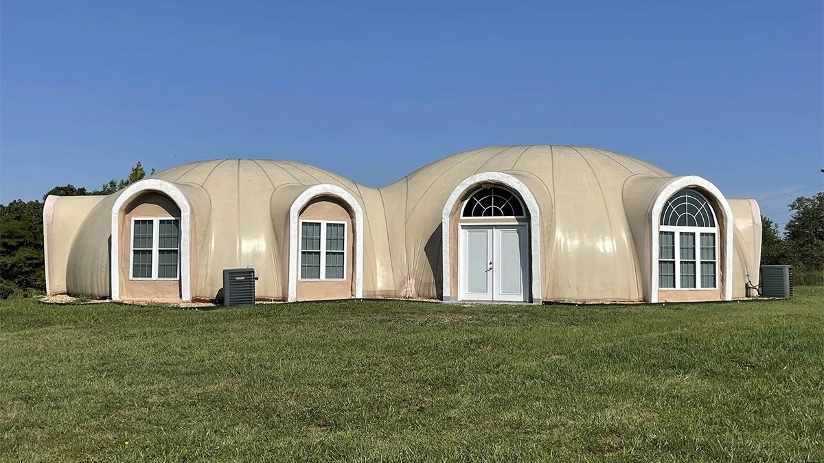 Seeing Double: Two-Dome Home in Missouri Offers Eco-Friendly Design