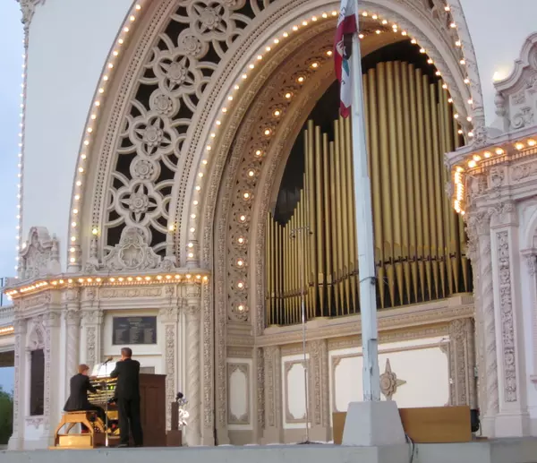 Spreckels Organ Society to Honor The Beatles in February Concert,Hoa Quach