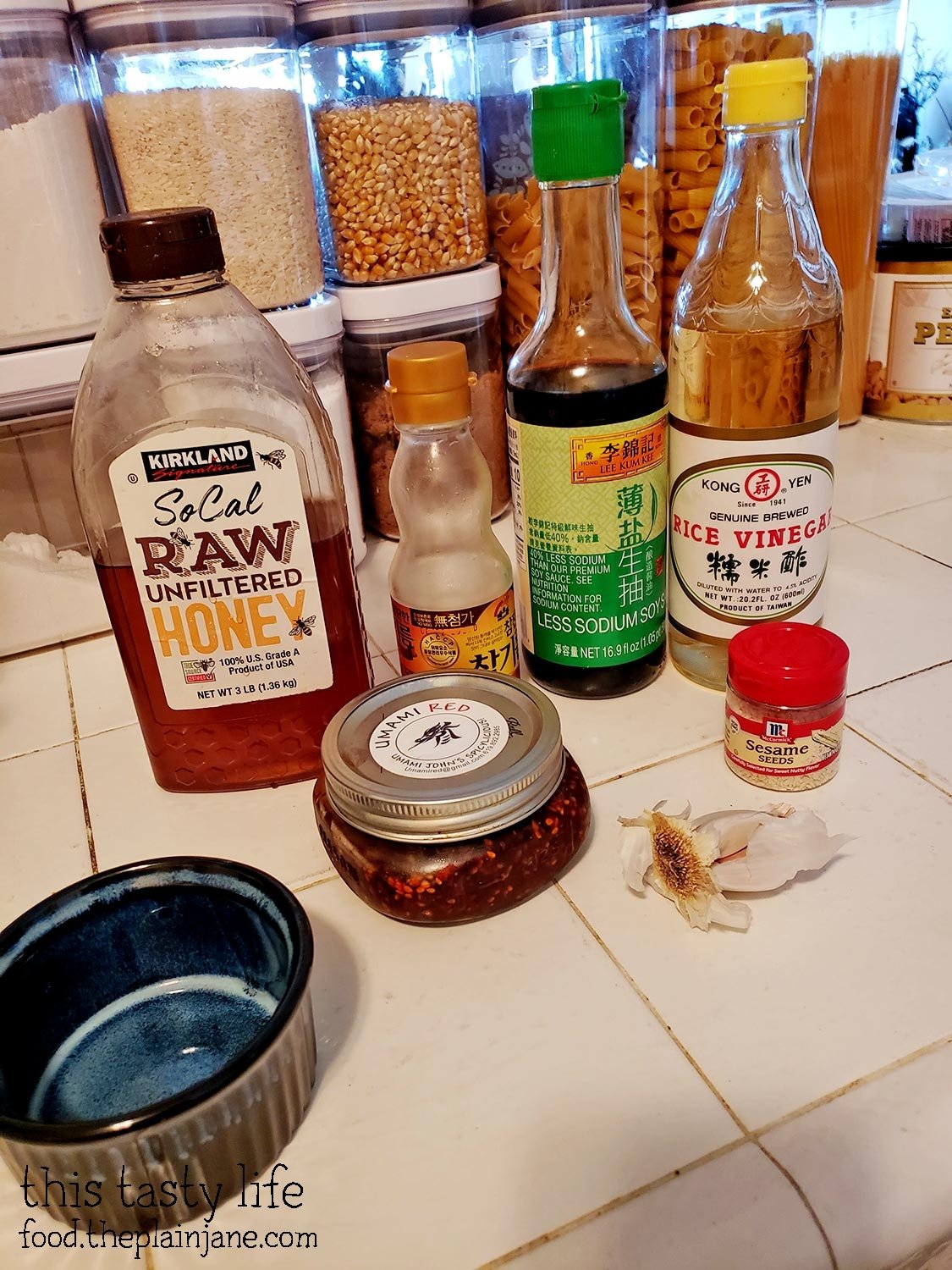 Stuff to make your own dumpling sauce