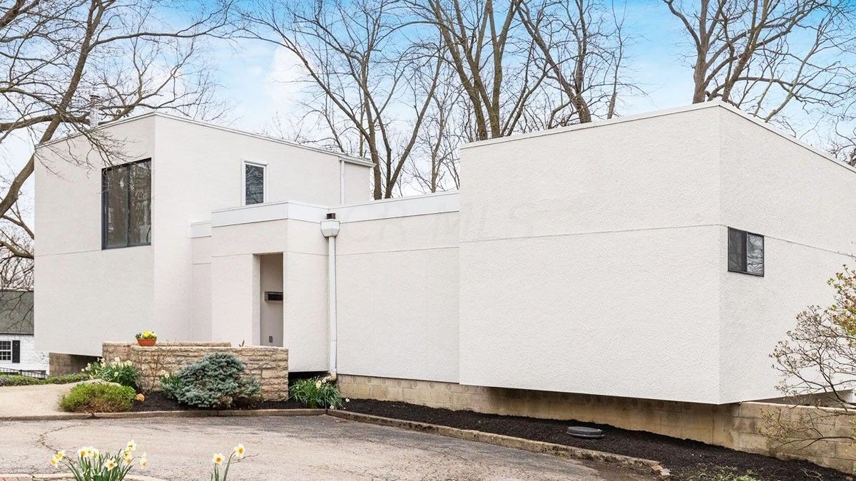 $690K Architect-Owned Gem in Ohio on the Market for the First Time in 55 Years Quickly Connects With a Buyer