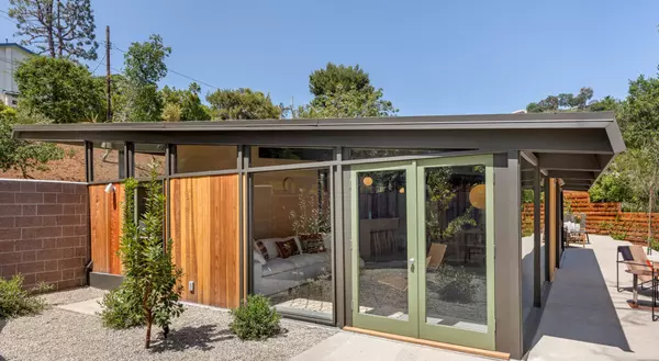 Mid-Century Magic In Crestwood Hills, $4.2M,Philip Ferrato