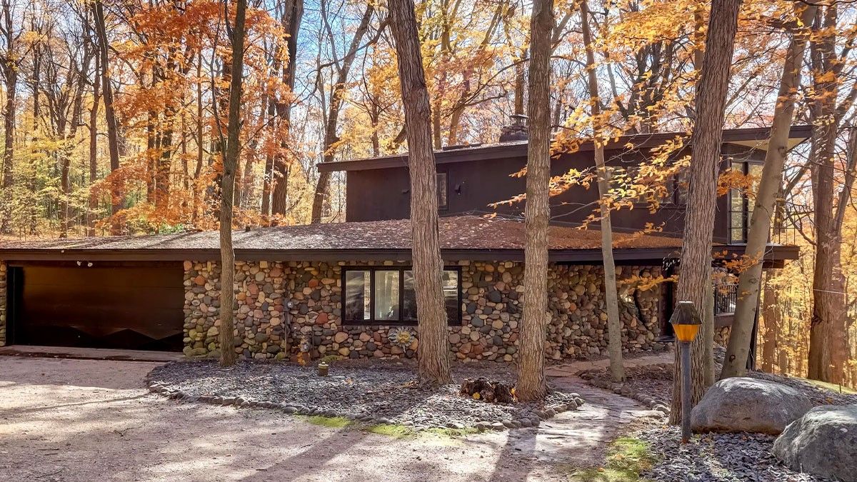 Nestled in Nature: Retro Wisconsin Home Looks To Fetch $475K