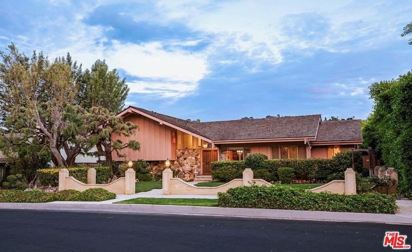 brady bunch house