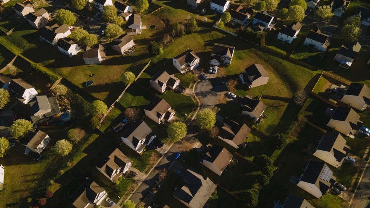 U.S. Home Prices Posted First Annual Decline Since 2012 in April