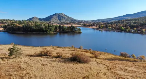 13 Beautiful Julian Cabins For Rent (Perfect For A Quick Getaway),Maria Haase