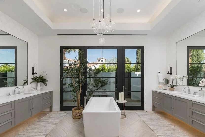 Realtor.com - Tyga Home 14