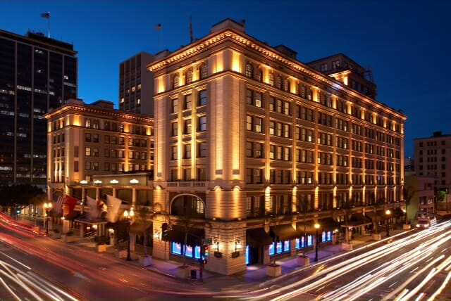 Outside of the US Grant Hotel San Diego, night shot with long exposure during blue hour