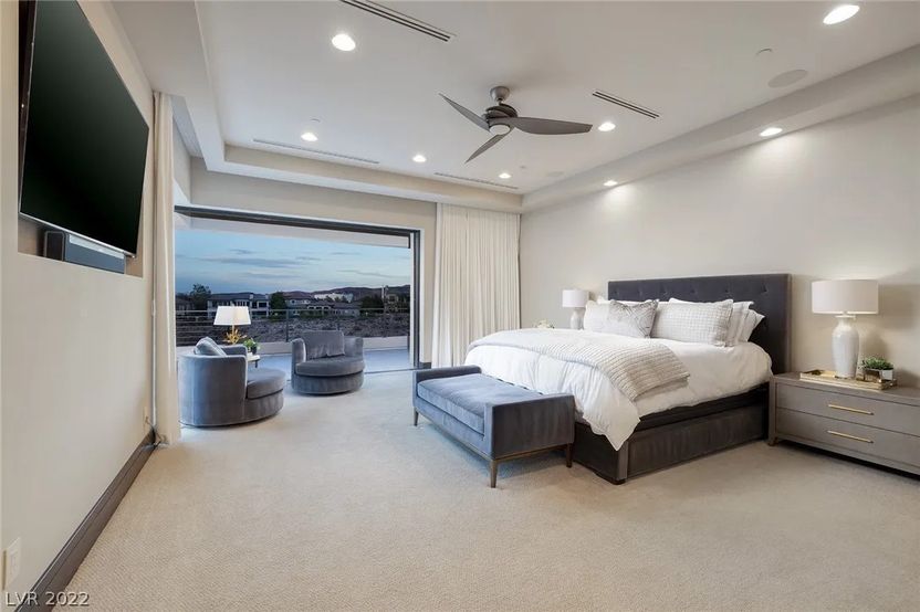 Dean Cain Home 8