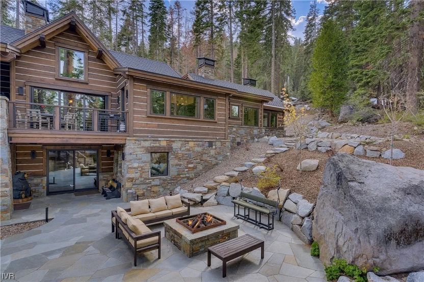 Realtor.com - Robert Gallery Home 12