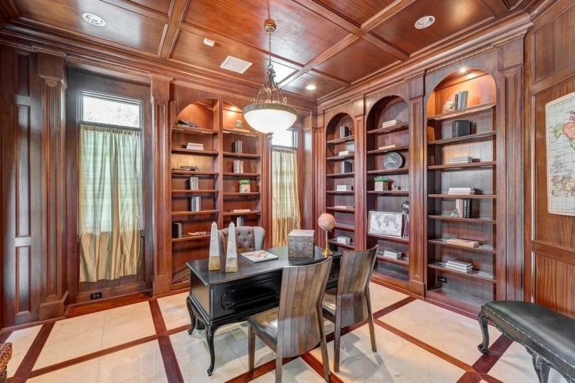 Realtor.com - Yolanda Adams Home