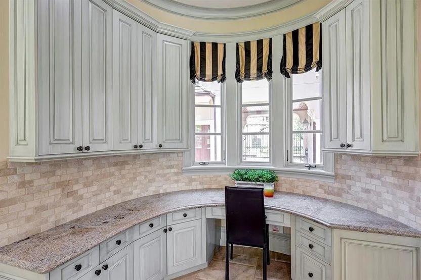 Realtor.com - Yolanda Adams Home