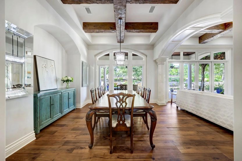 Realtor.com - Rudy Tomjanovich home