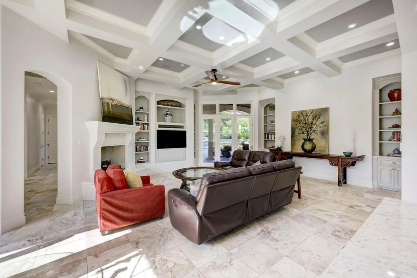 Realtor.com - Rudy Tomjanovich home