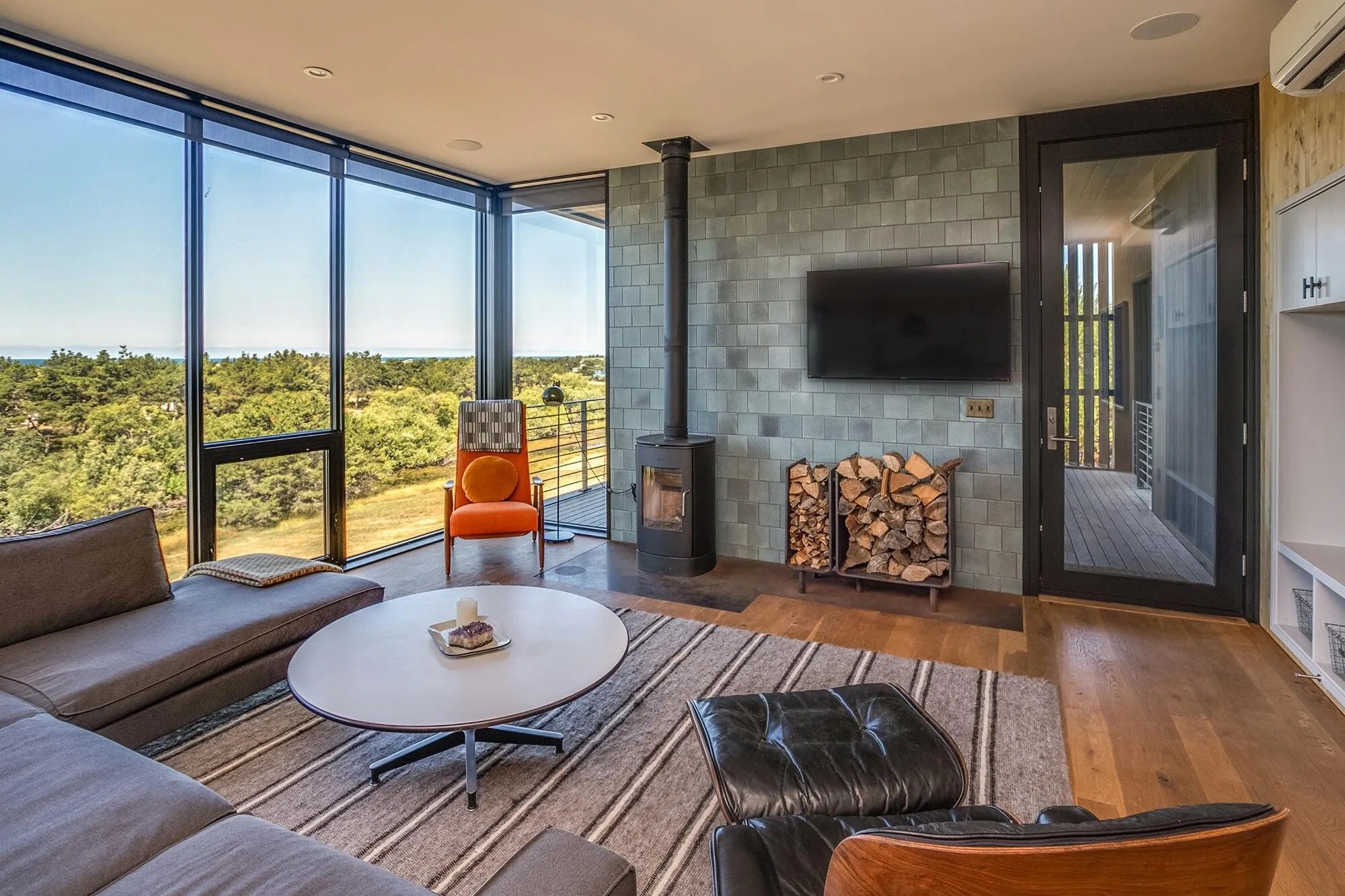 Modern Oregon beach house 