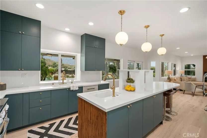 Barbie Dream House kitchen now