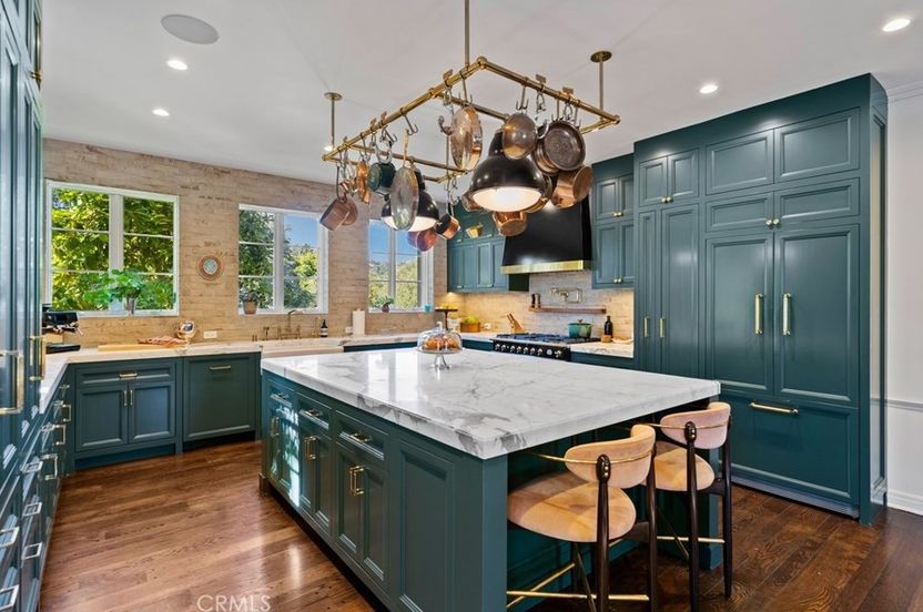 Realtor.com - Ashley Benson Home 5
