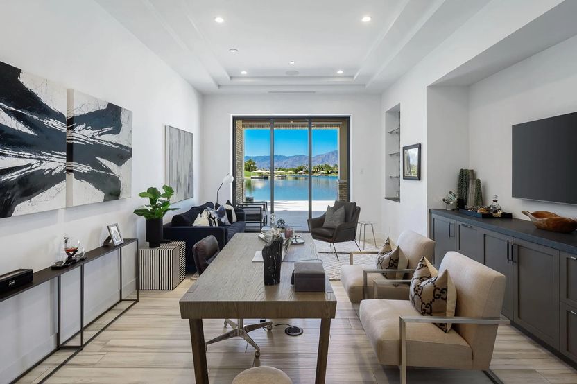 Realtor.com - Tyga Home 13