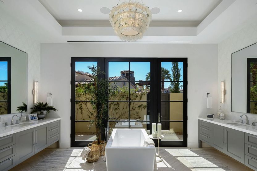 Realtor.com - Tyga Home 8