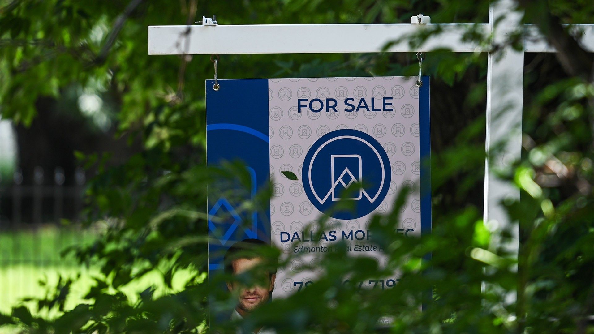 a for sale sign