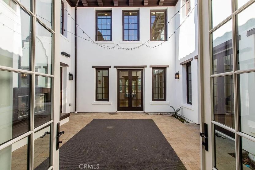 Realtor.com - Travis Barker House 6