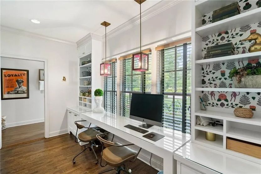 Realtor.com - Melissa McCarthy and Ben Falcone Home 19