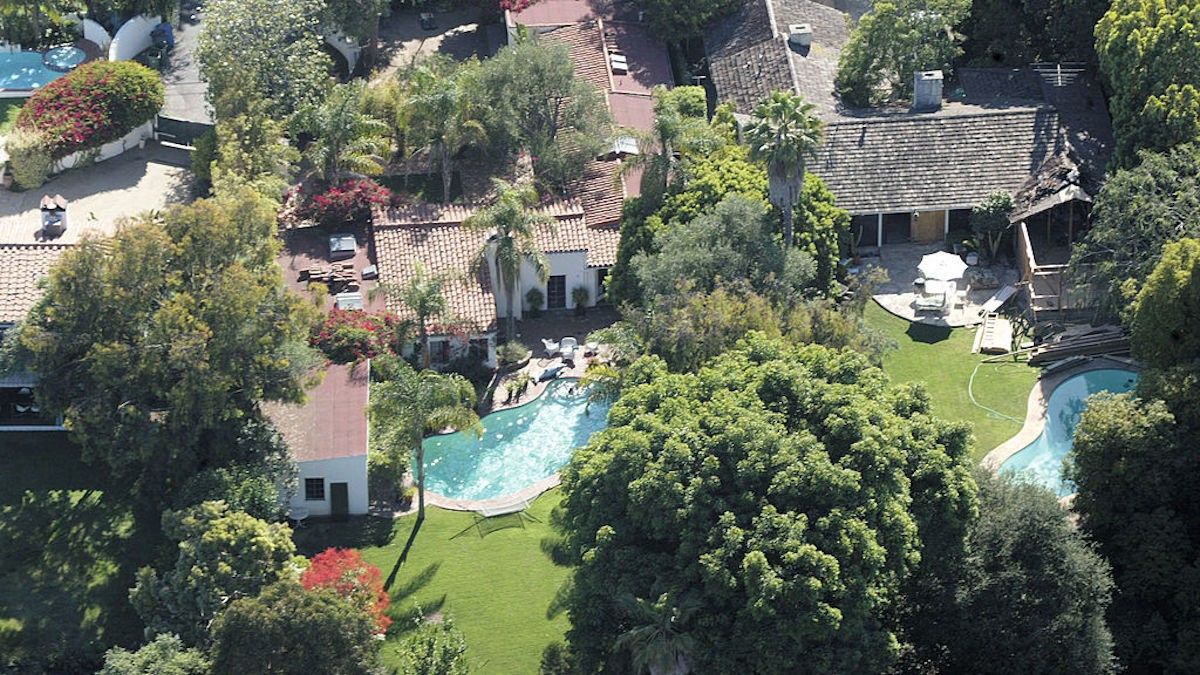 The home where Hollywood legend Marilyn Monroe died could be demolished.