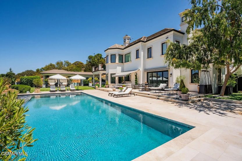 Realtor.com - Paul Anka Home 14