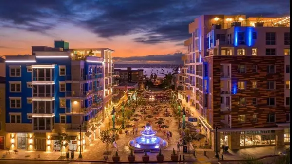 Little Italy’s Casino di Piazza Returns to the Piazza della Famiglia on Friday, September 15th,Sally Ricker
