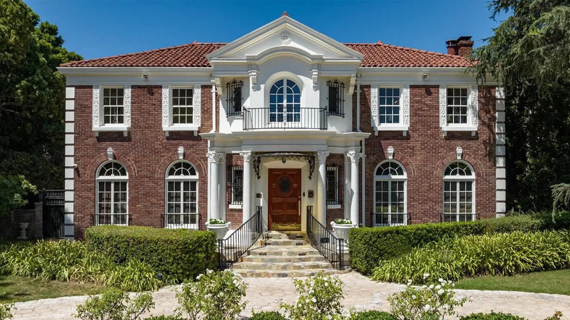 The Classical Revival H.M. Warner Home