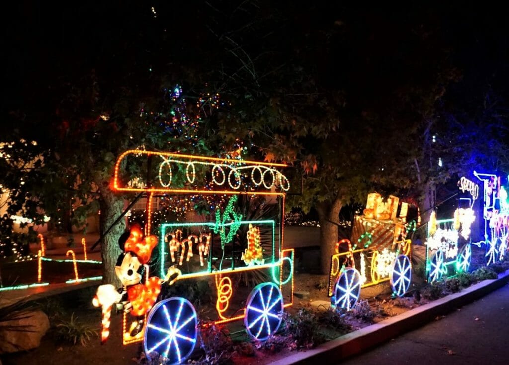 Train-style Christmas Lights display El Cajon 