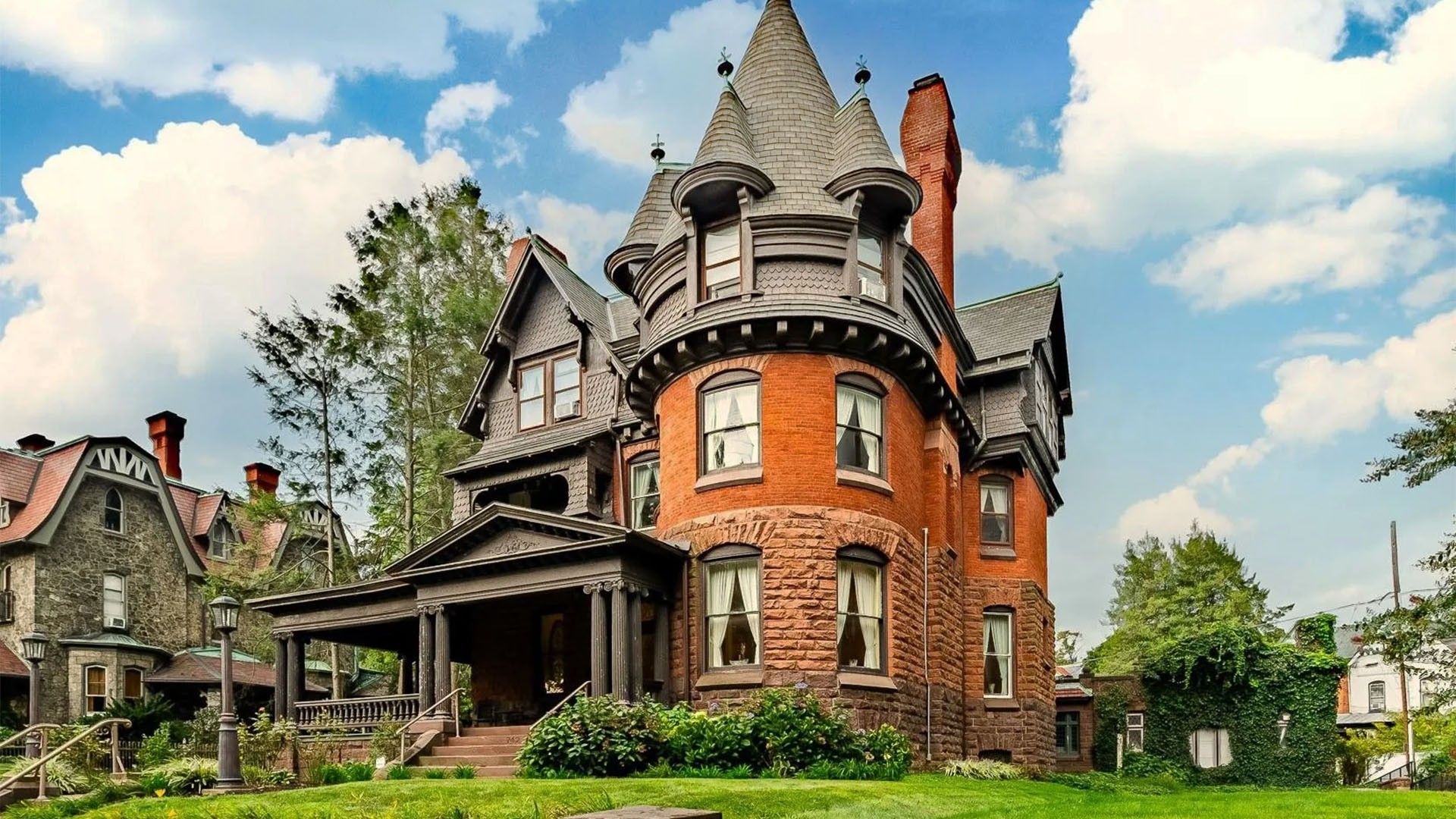 Victorian Mansion in Pennsylvania