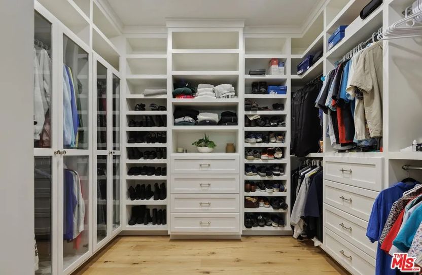 Realtor.com - Meghan Trainor 10