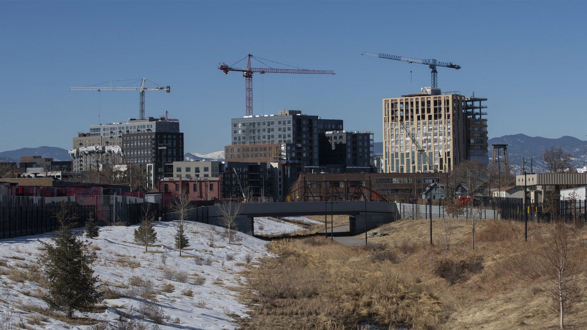 Apartment buildings in Denver, CO