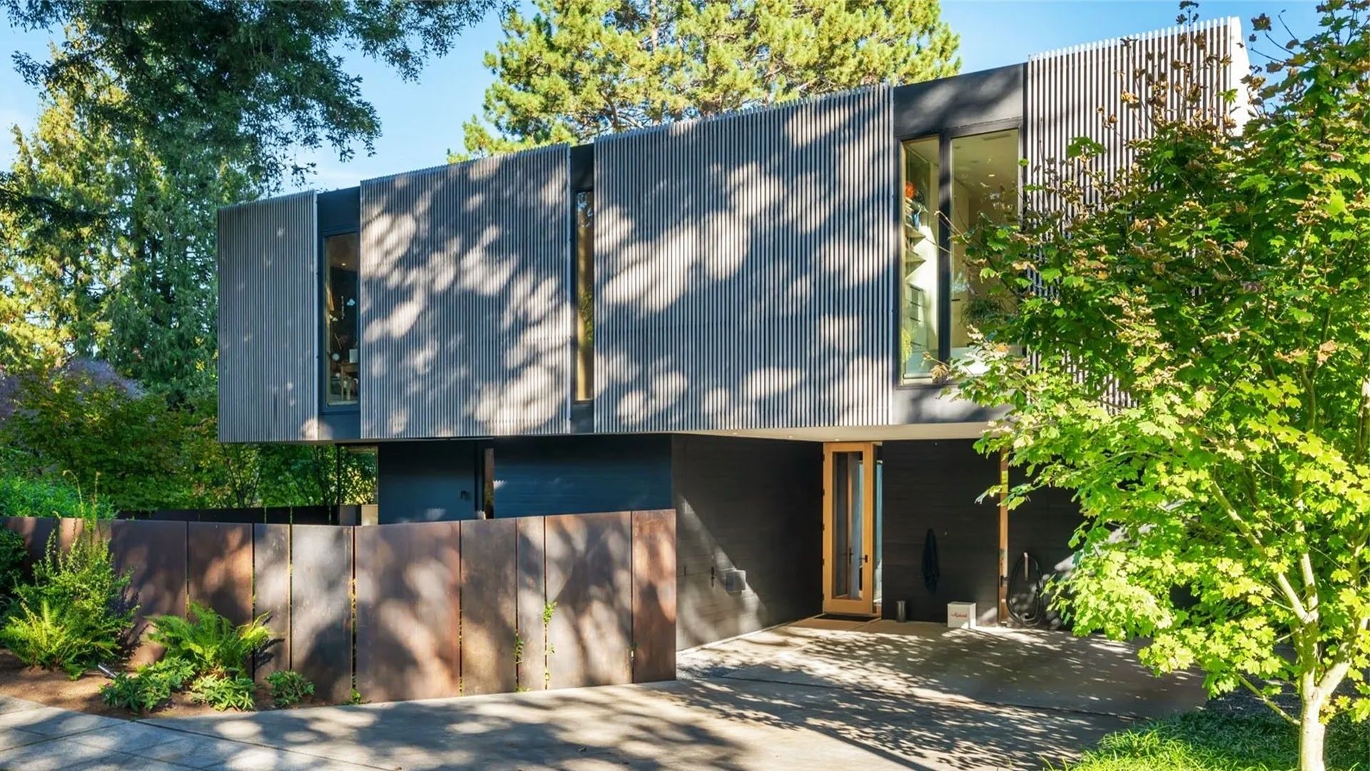 Seattle Home With Two Green Roofs