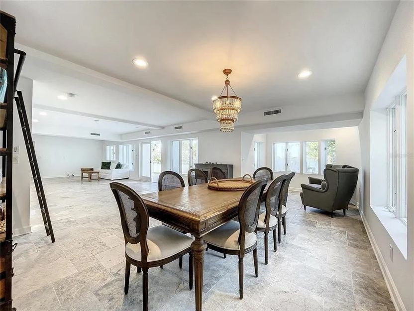 Realtor.com - Kirstie Alley 25