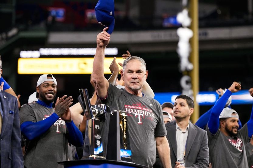 Manager Bruce Bochy #15 of the Texas Rangers