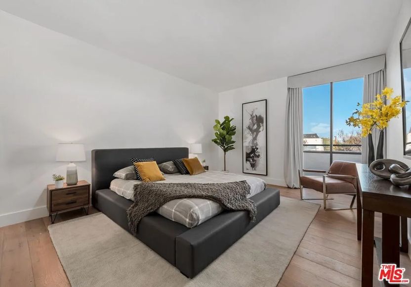 Realtor.com - Kristin Chenoweth 6