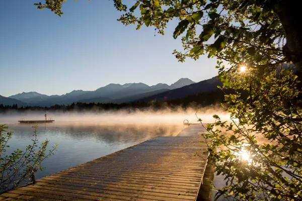 Welcome to Lovely Autumn in Whistler,lifestylelocator