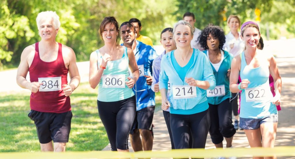 group of runners running a San Diego 5k Race