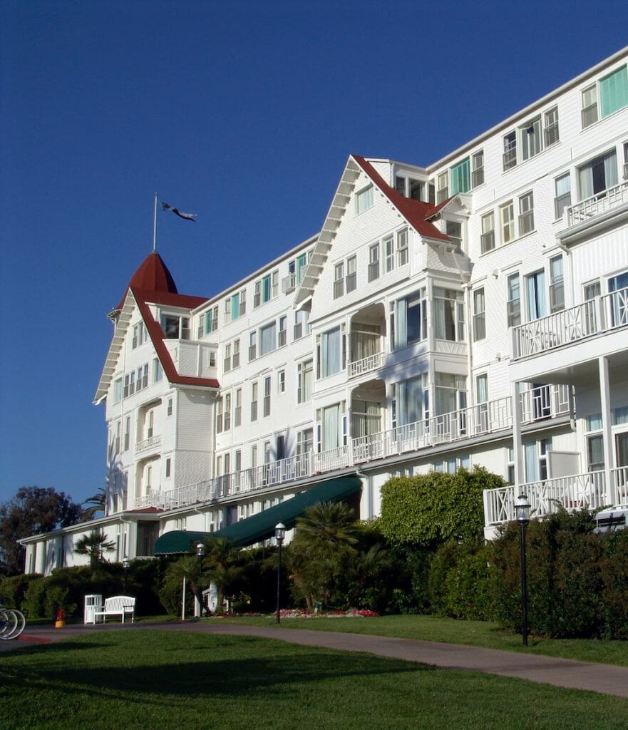 White building with red detailing standing proud and old in Coronado