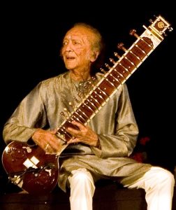 440px ravi shankar 2009 crop