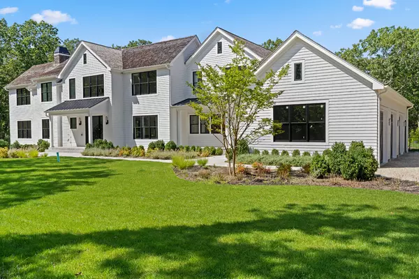 Inside a Sleek Hamptons New Build on 4.8 Acres that You Can Still Customize,Alyson Pitarre